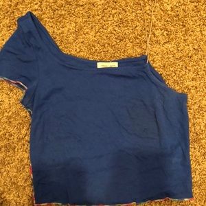 One shoulder crop top